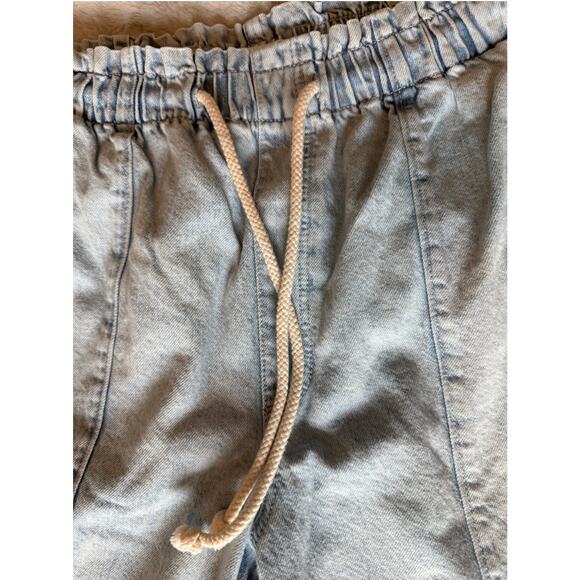 Made and Loved by LOFT Light Wash Denim Joggers Women’s Size L - Picture 2 of 6